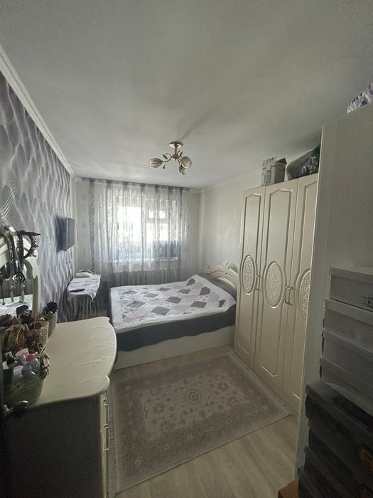 Үш бөлме үи сатылат