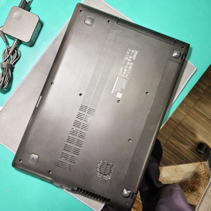 Ноутбук Lenovo Core i3