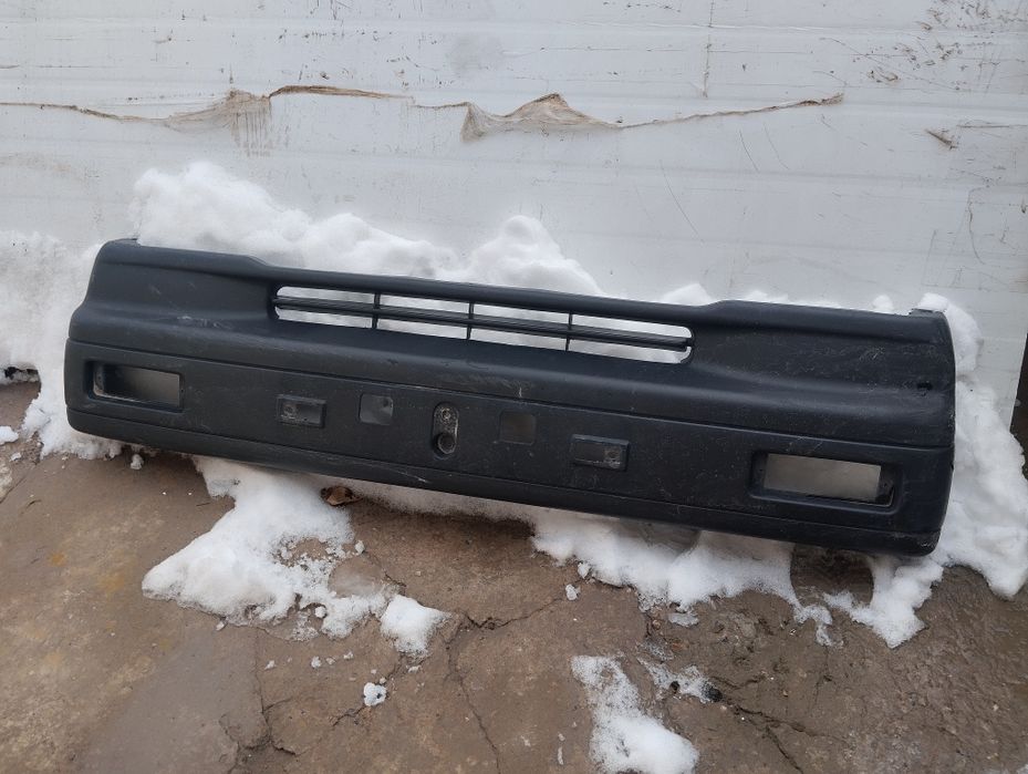 Damas  oldi orqa bamfer