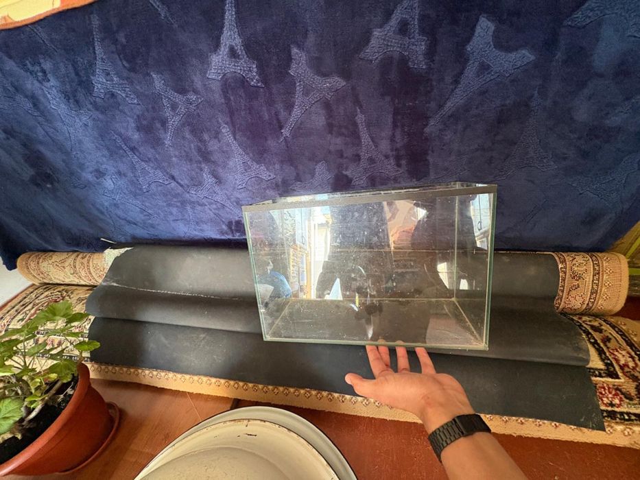 Продам аквариум в хорошем состоянии