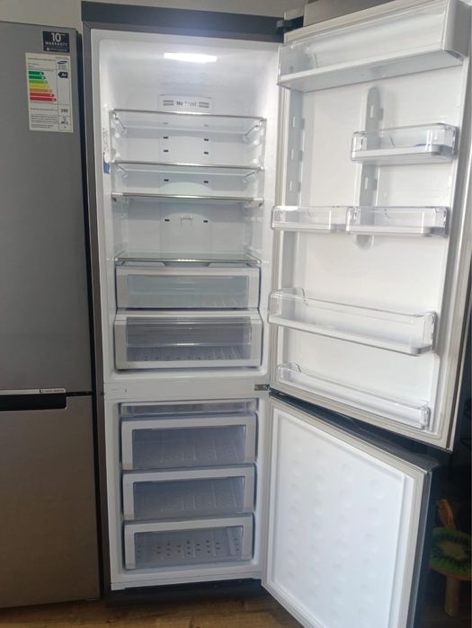 Холодильник продается