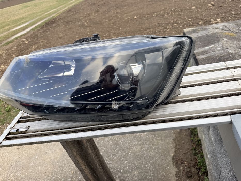 Ляв фар за Skoda Fabia 3