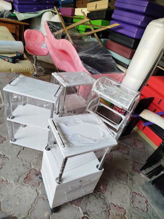 Стульчики и этажерки