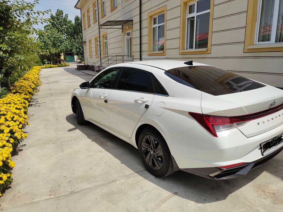 HYUNDAI элантра сотилади