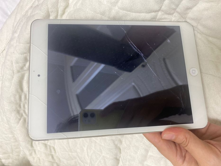 Айпад на запчасти iPad mini 1