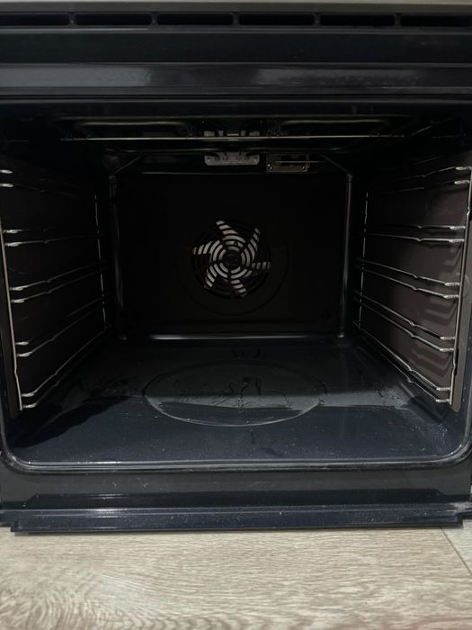 Духовная печь electrolux