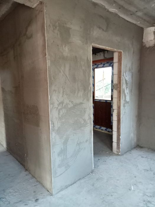 Tencuieli mecanizate.  Tencuiala mecanizata/sapa de ipsos/sapa lichida