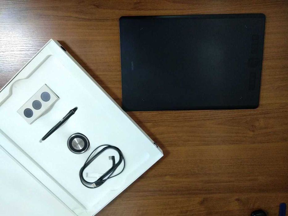 Графический планшет Wacom Intuos Pro Large (PTH-860)