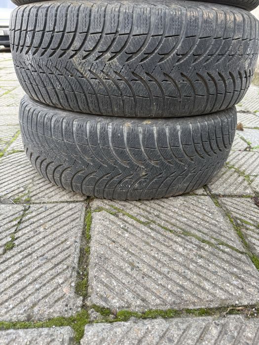 215 60 16 MICHELIN дот1812 зимни