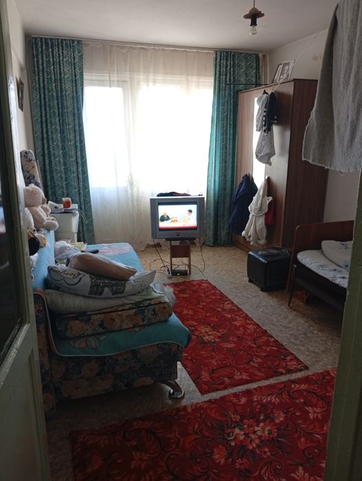 Продам квартиру 2× комнатную
