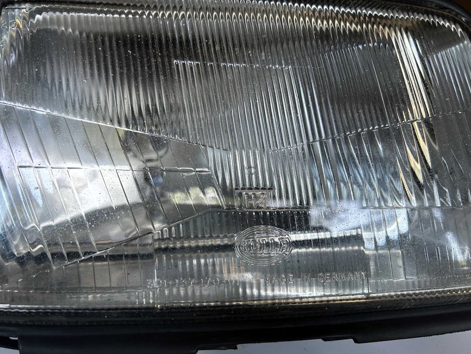 фары  на audi 100 c4