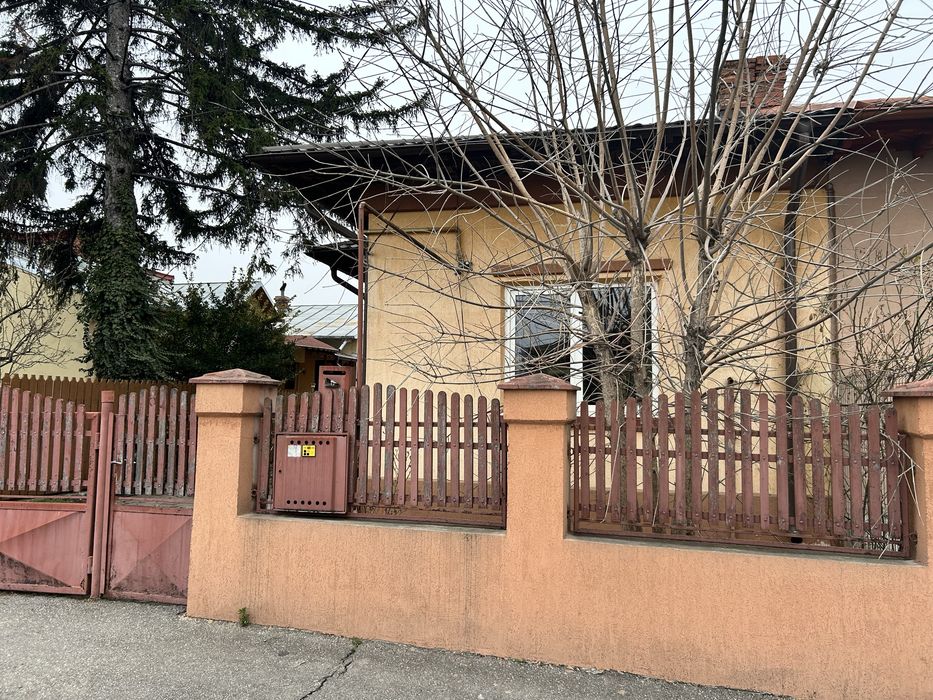 Vand casa in Ploiesti zona Lupeni