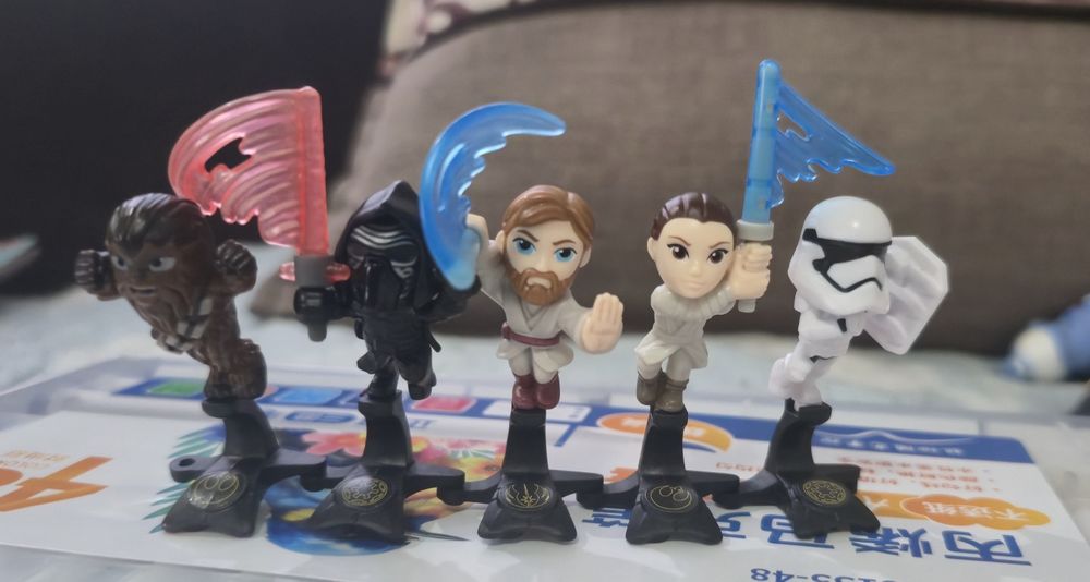 Игрушки star wars kinder