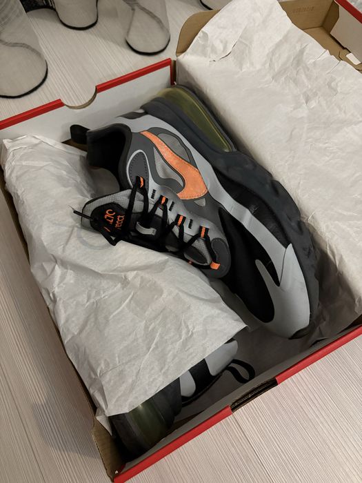Nike Air Max 270 React