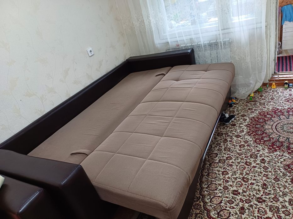 Диван 2.2м раздвижной с нишей