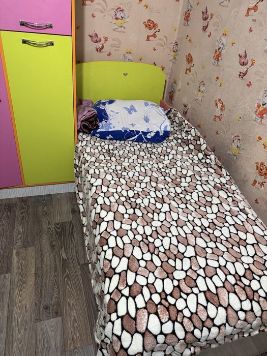 Продаётся детский комплект мебели