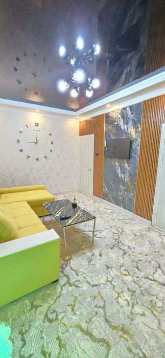 Квартира продаётся Чиланзар 18 квартал 1в2/2/4 меб тех ор макаронка