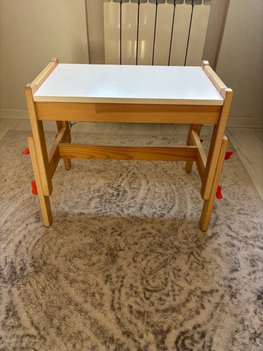 Детская мебель IKEA FLISAT (стол + стул)