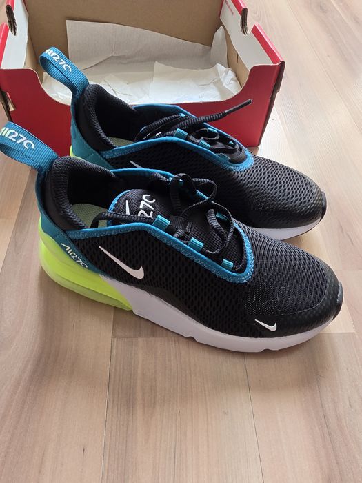 Чисто нови детски маратонки Nike