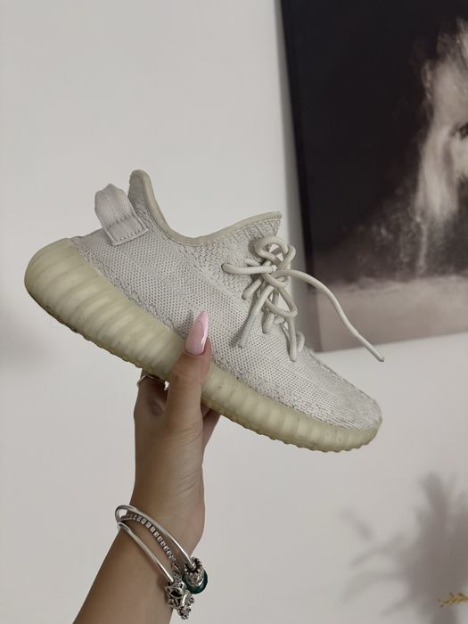 Yeezy 350 v2 noi