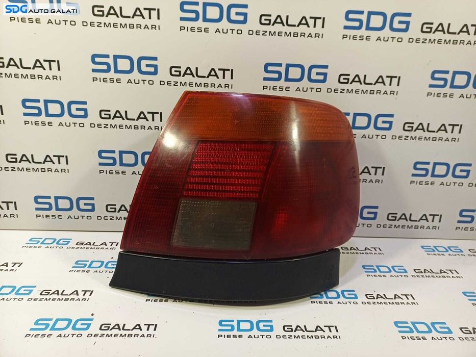 Stop Lampa Tripla Dreapta Audi A4 B5 1997 - 2001 [L1802]