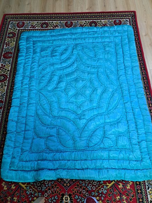 Plapumă de lână cu fețe de mătase