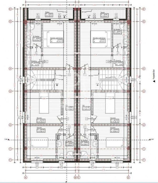 Casa 6 camere de vanzare in Floresti
