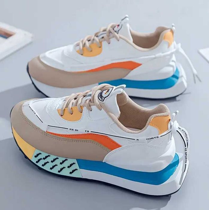 Дамски кецове маратонки номер 35 стелка 23-23,5см.