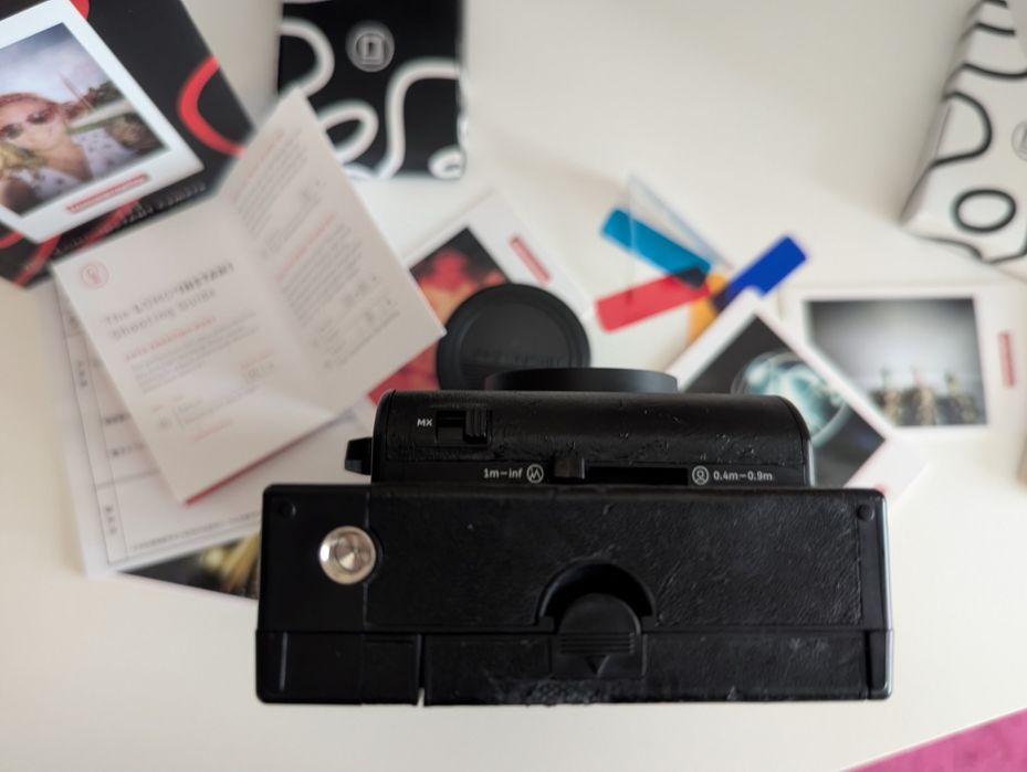 Моментен INSTAX  Lomo’Instant Mini Black FUJI MINI полароид