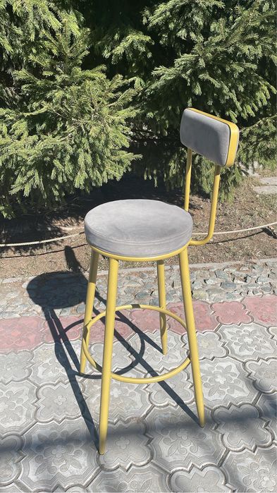 барные стулья 4 шт