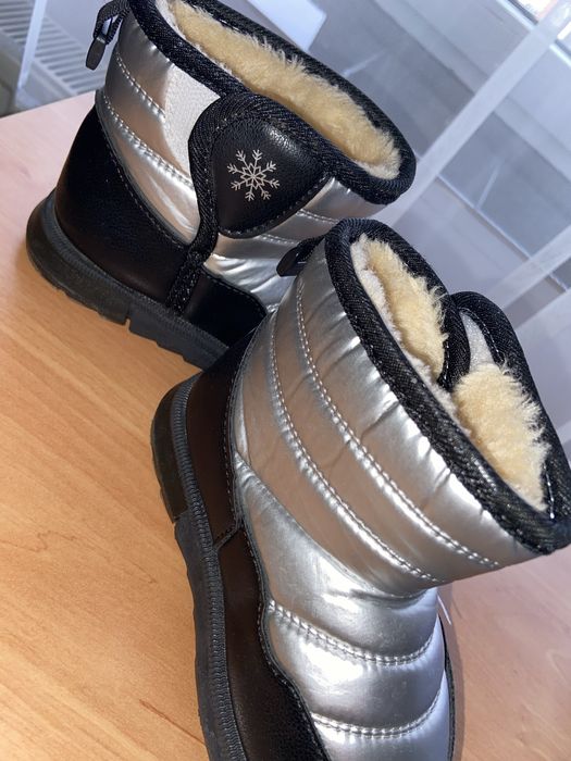 Ghetuțe / ugg-uri pentru copii