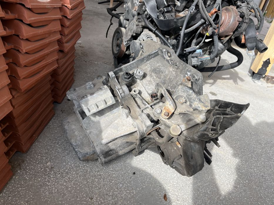 Продавам скорости (скоростна кутия) за Peugeot 207 1.6 HDi 110 к.с.