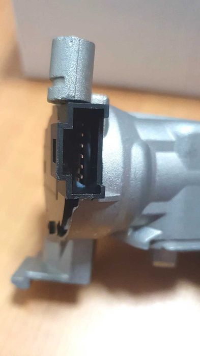Contact pornire motor compatibil  Skoda / VW / Audi / Seat  OEM  1K0905851B