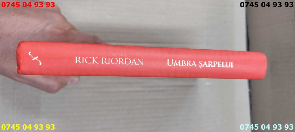 carte carti cronicile familiei Krane umbra sarpelui rick riordan