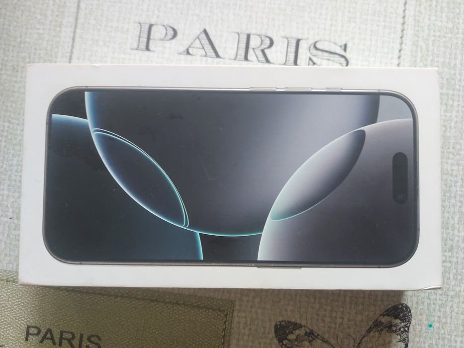 Продам Айфон 16про новыи .тек каровкаси ашилган.оз багасина берип жибе