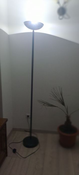 Lampă  verticala