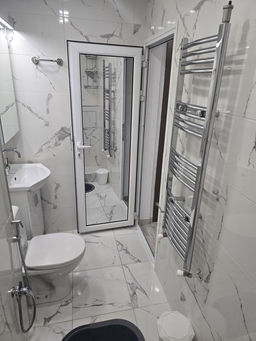 Продава се Тристаен апартамент в Сливен, Център - 70 кв.м за 2143 €/кв.м - Снимка #6