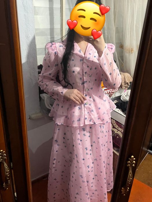 Вечерный койлек бир рет кийилген