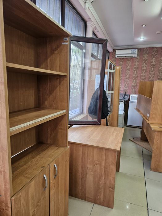 Столы слломанные