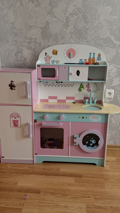 Детская кухня игровая