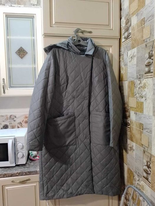 Плащ серого цвета