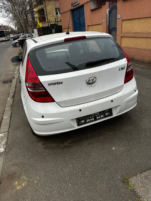 Hyundai i30,2008,1.4 benzina,Pentru dezmembrat