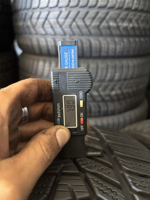 Anvelope Iarna 225/40/19 Hankook Winter I Cept evo3 225 40 19 R19