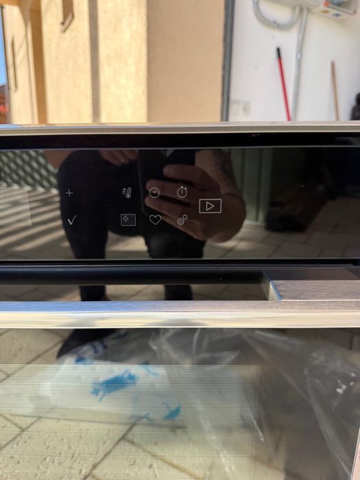 Cuptor electric whirlpool