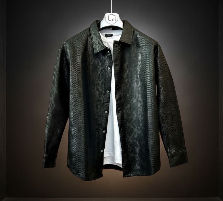 Compleu Piele Șarpe Calitate Superioară