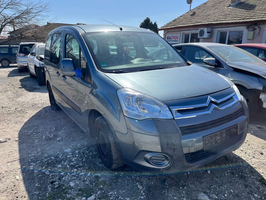 На части Citroen Berlingo 1.6hdi пикап 5 места мотор 2012г