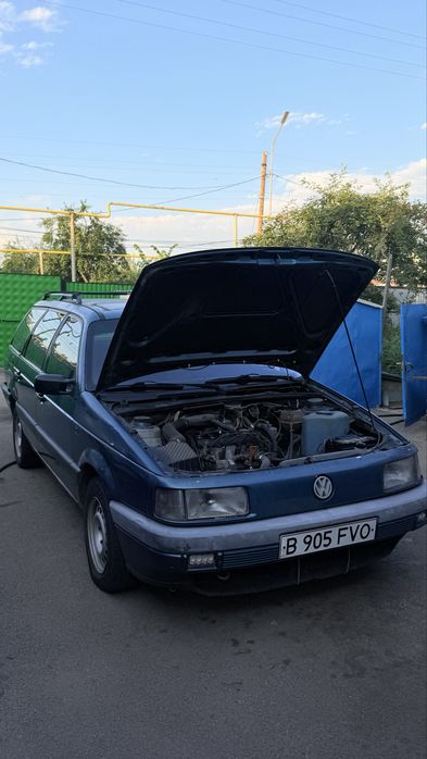 Volkswagen Passat B3 1991 г. В