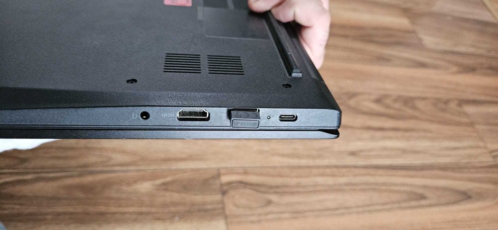 Laptop foarte intretinut Lenovo ThinkPad E15 Intel Core i5