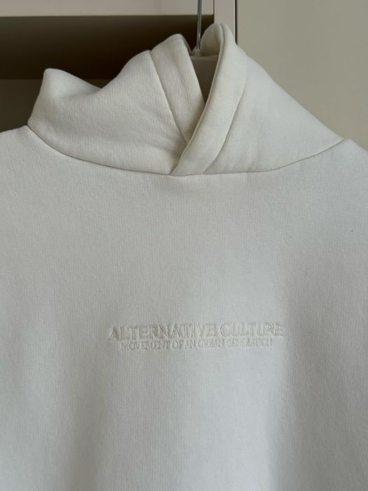 Белое худи Alternative Culture. S.