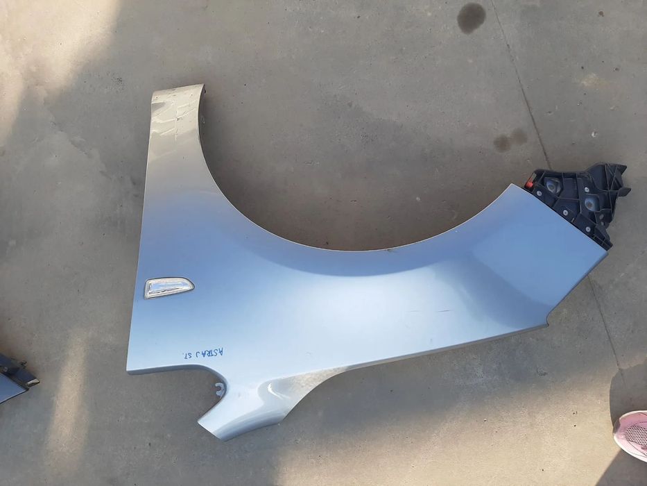 aripa stanga opel astra j